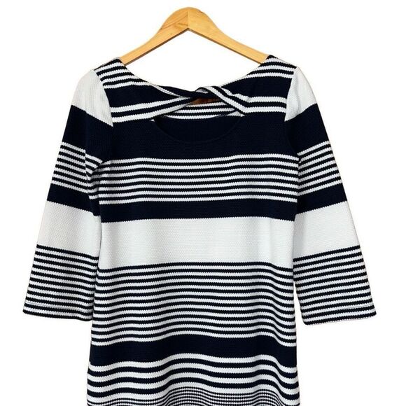 Lilly Pulitzer Striped Twist Back Bay Dress Navy White medium - Picture 10 of 12